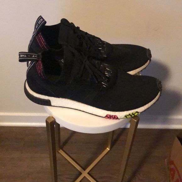 Mens Adidas Sneakers - Picture 2 of 6